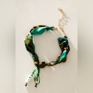 FP x ARIANA OST Alpha Choker - Avocado